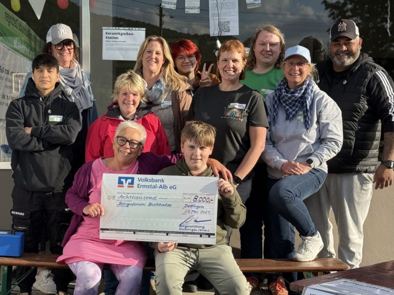 Was für ein Geschenk – 8000 Euro für unser Bürgerforum!
